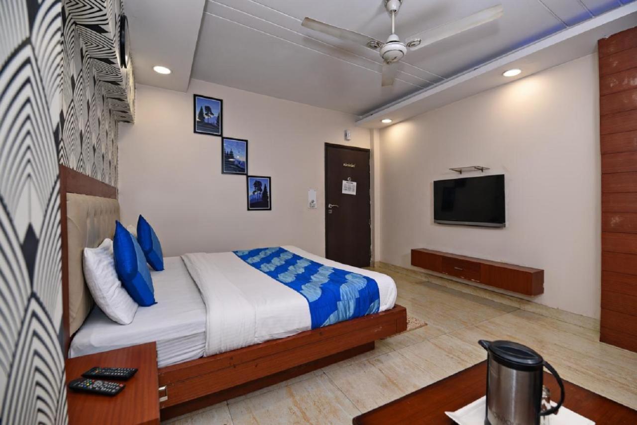 Ganga Ashoka Hotel Risikés Kültér fotó