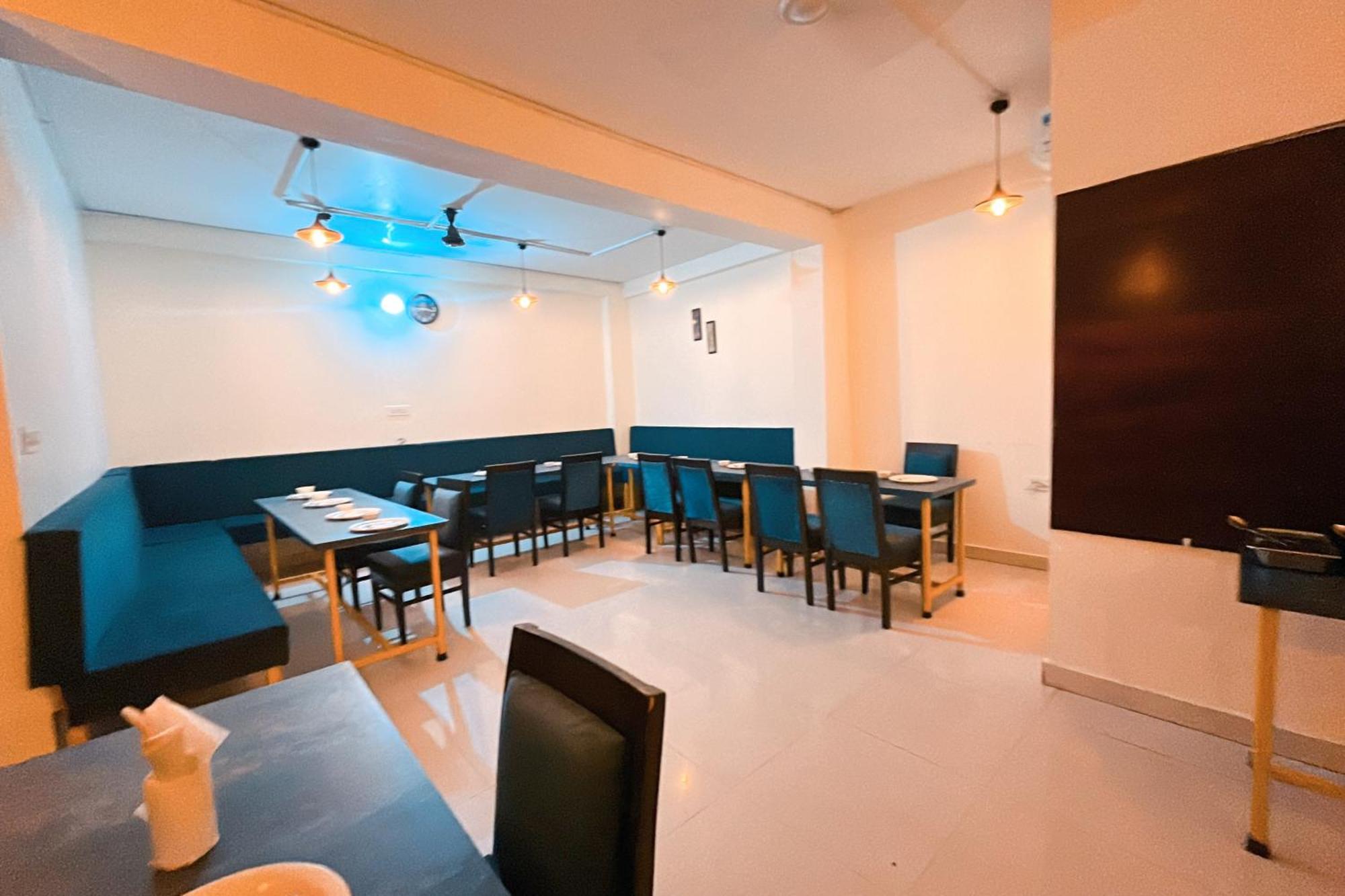 Ganga Ashoka Hotel Risikés Kültér fotó