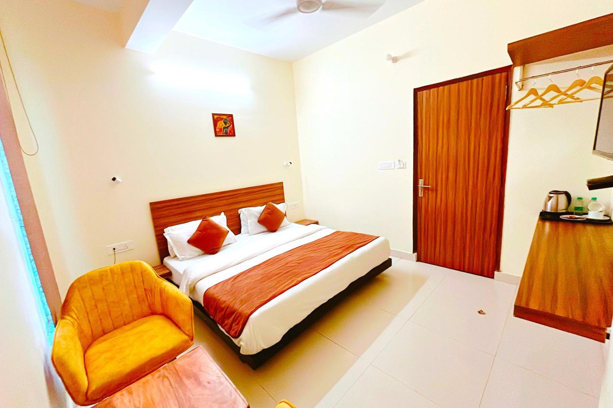 Ganga Ashoka Hotel Risikés Kültér fotó