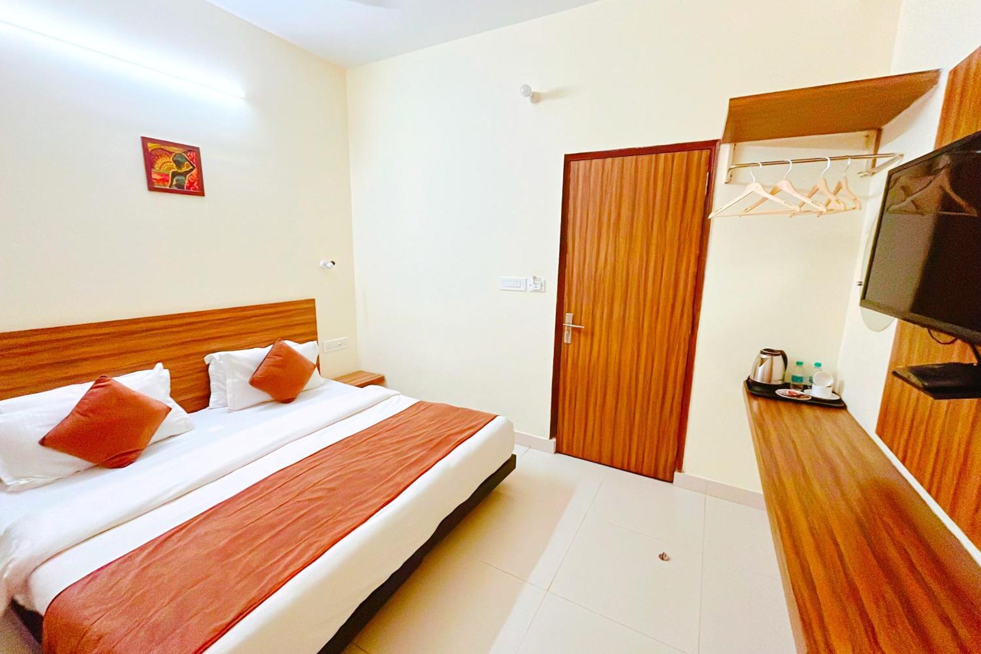Ganga Ashoka Hotel Risikés Kültér fotó