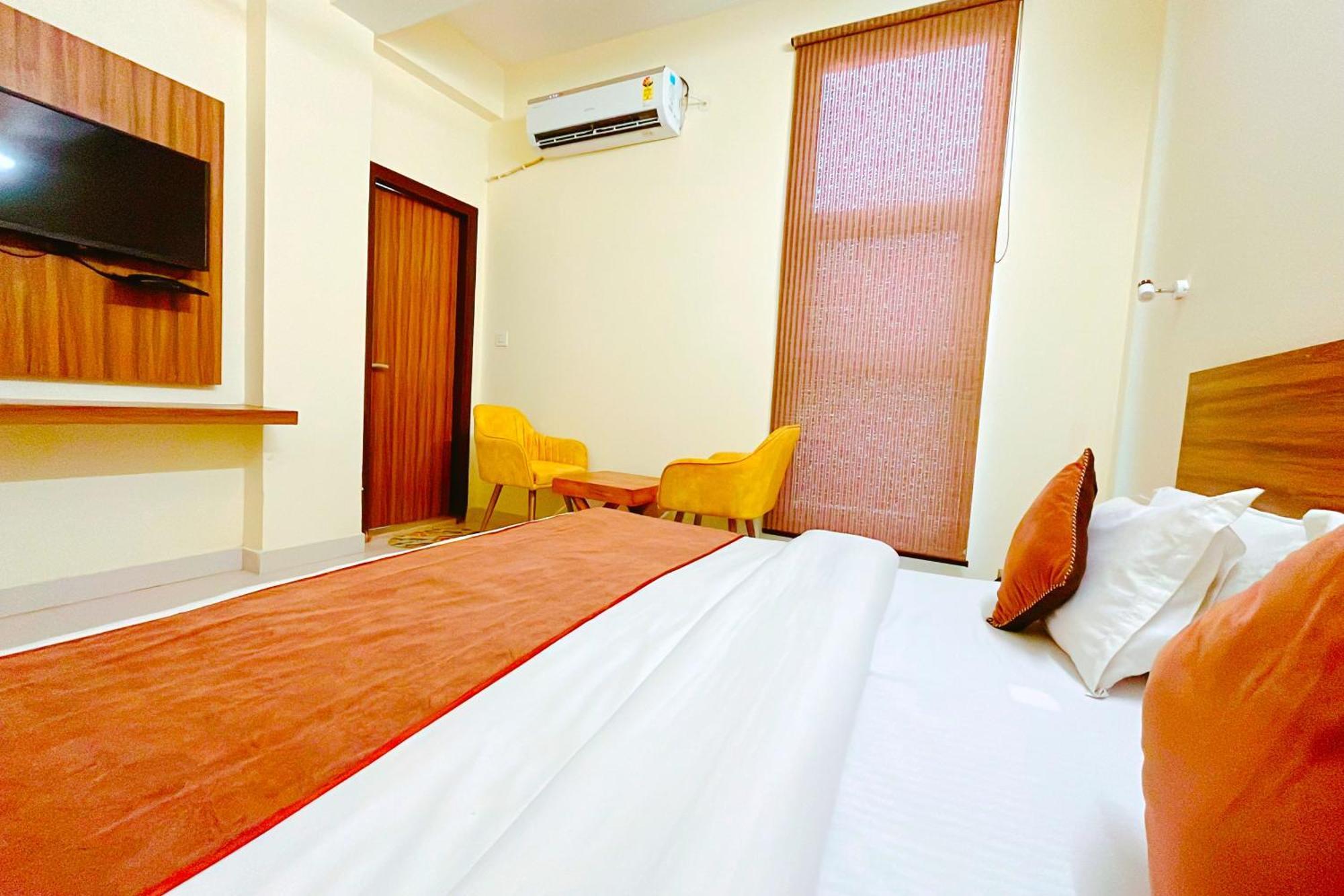 Ganga Ashoka Hotel Risikés Kültér fotó
