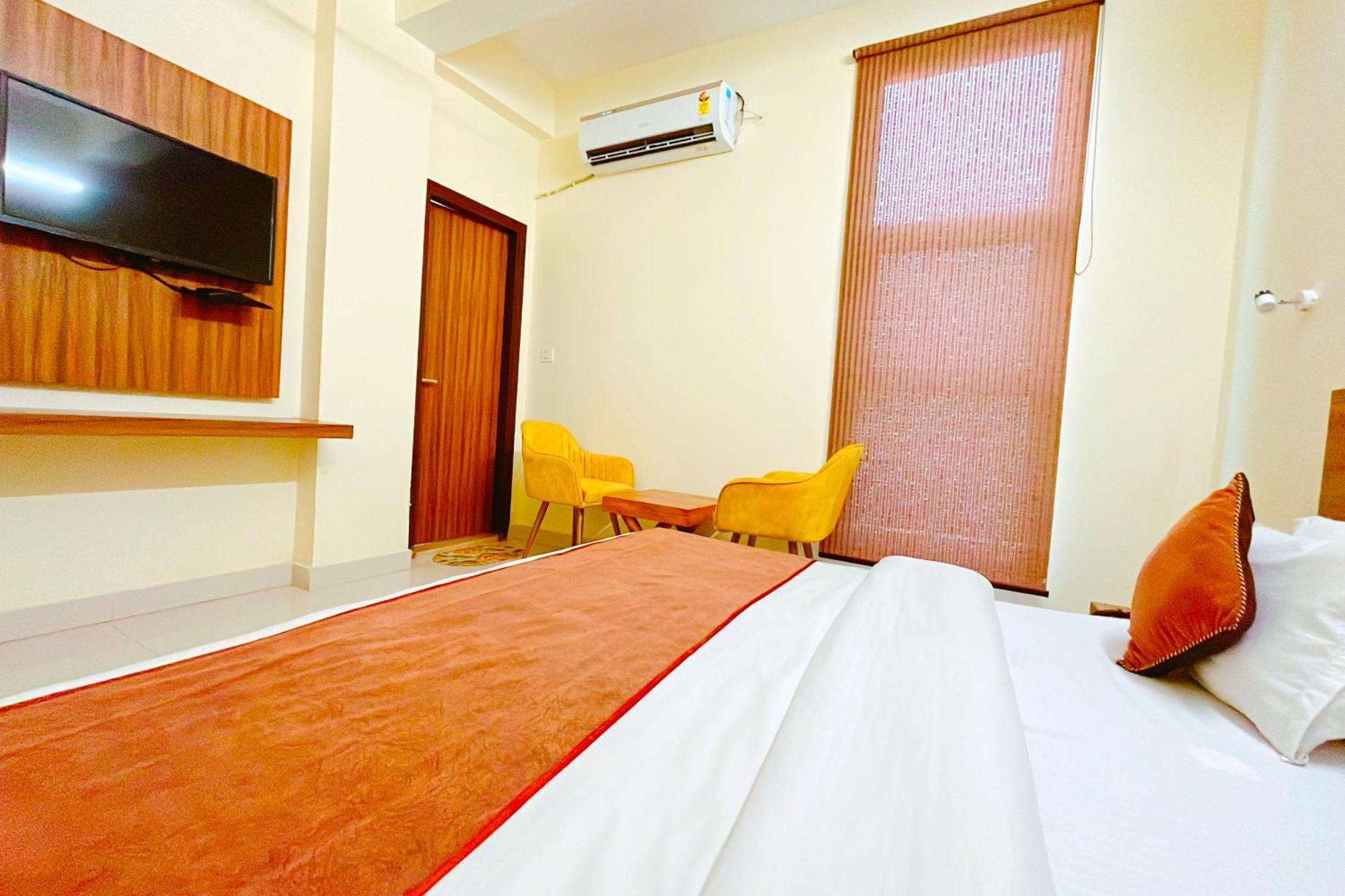 Ganga Ashoka Hotel Risikés Kültér fotó