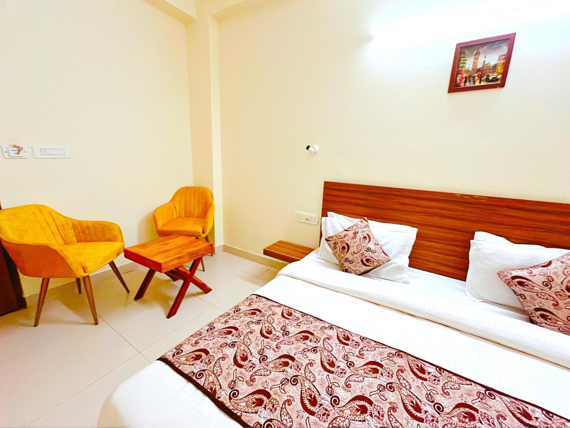 Ganga Ashoka Hotel Risikés Kültér fotó
