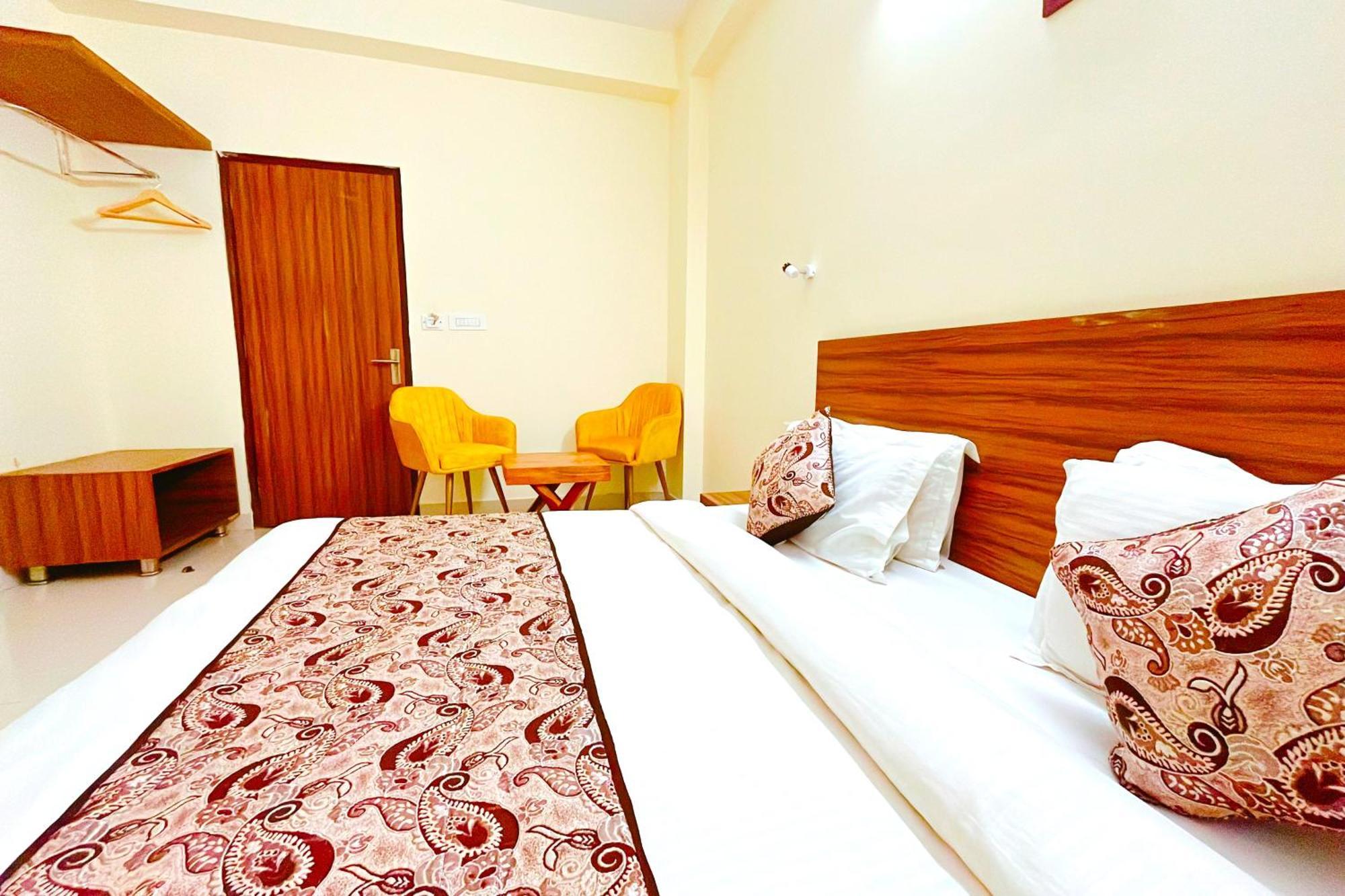 Ganga Ashoka Hotel Risikés Kültér fotó