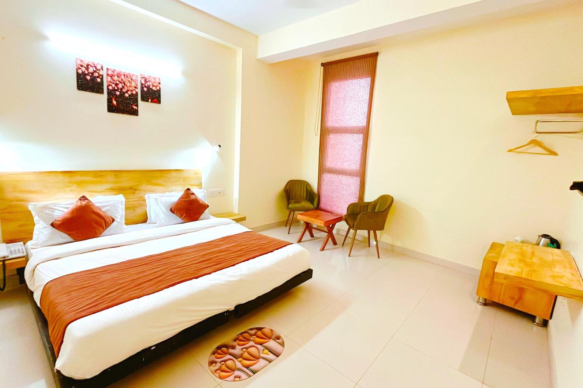 Ganga Ashoka Hotel Risikés Kültér fotó
