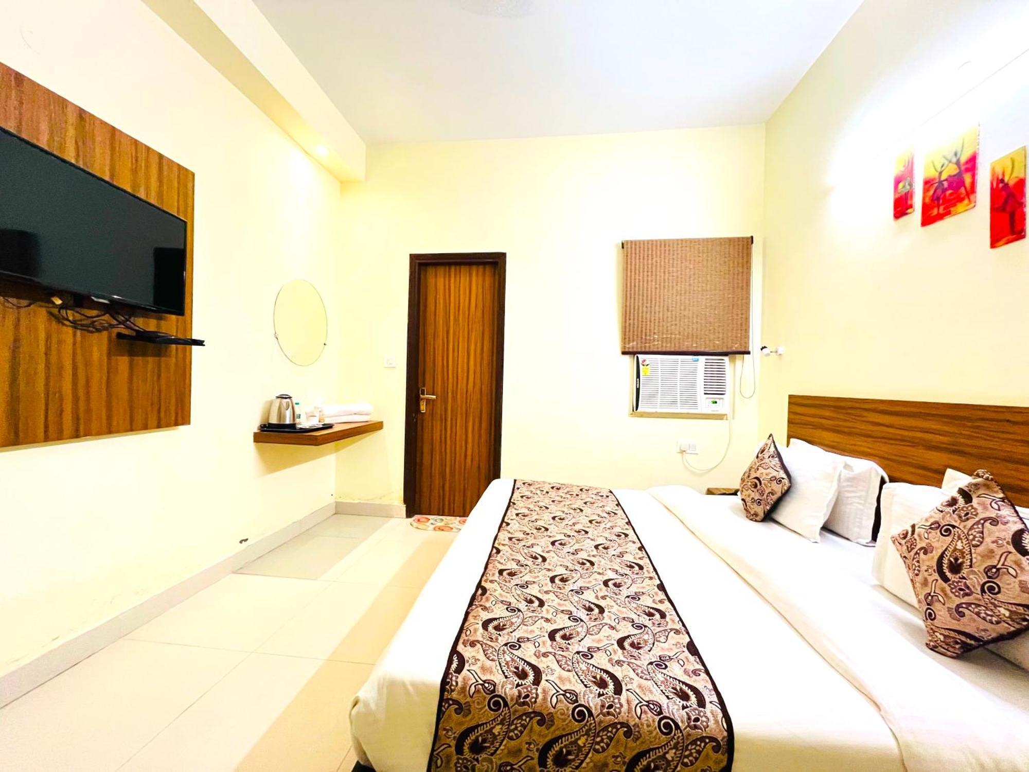 Ganga Ashoka Hotel Risikés Kültér fotó