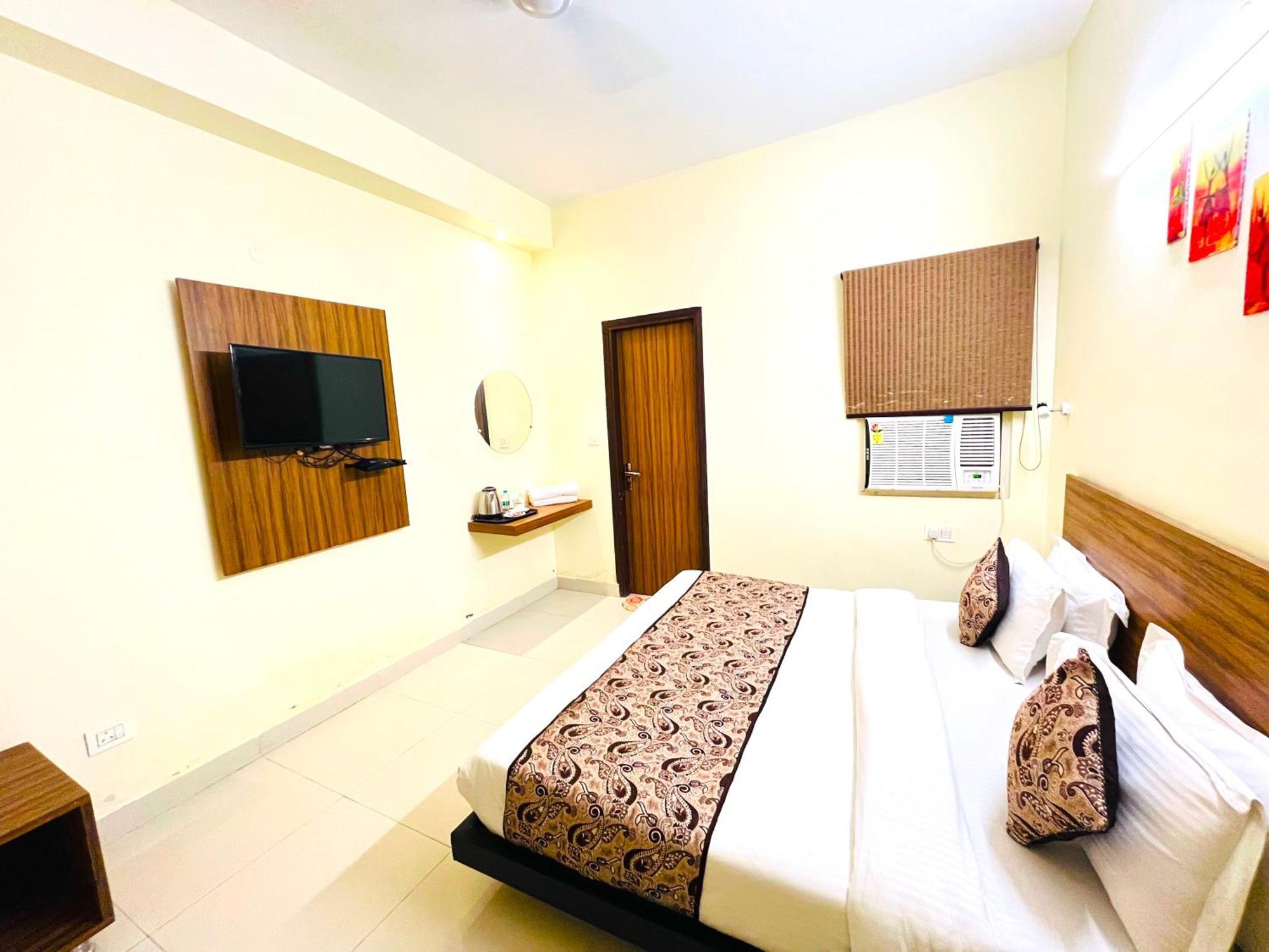 Ganga Ashoka Hotel Risikés Kültér fotó