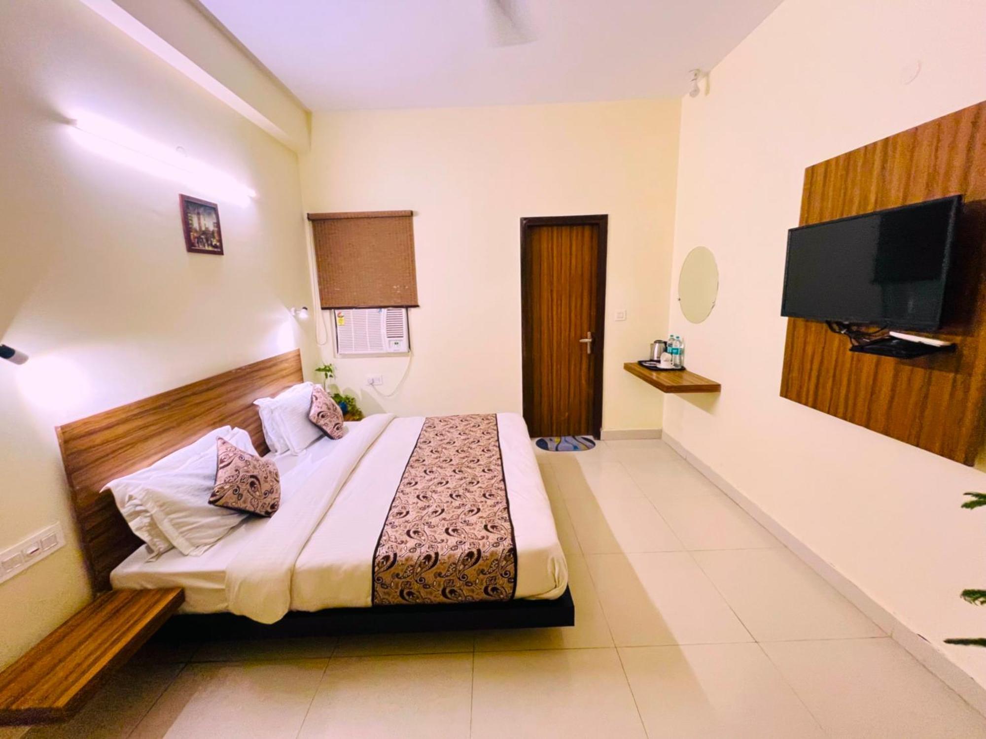 Ganga Ashoka Hotel Risikés Kültér fotó